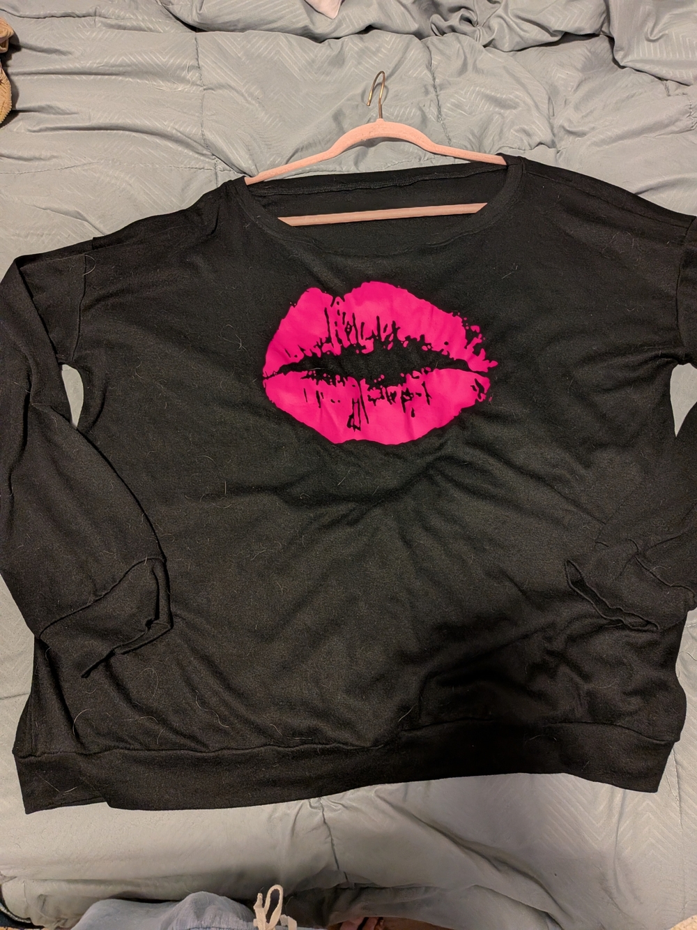 Off The Shoulder Slouch Black Sweatshirt with Hot Pink Lip Graphic